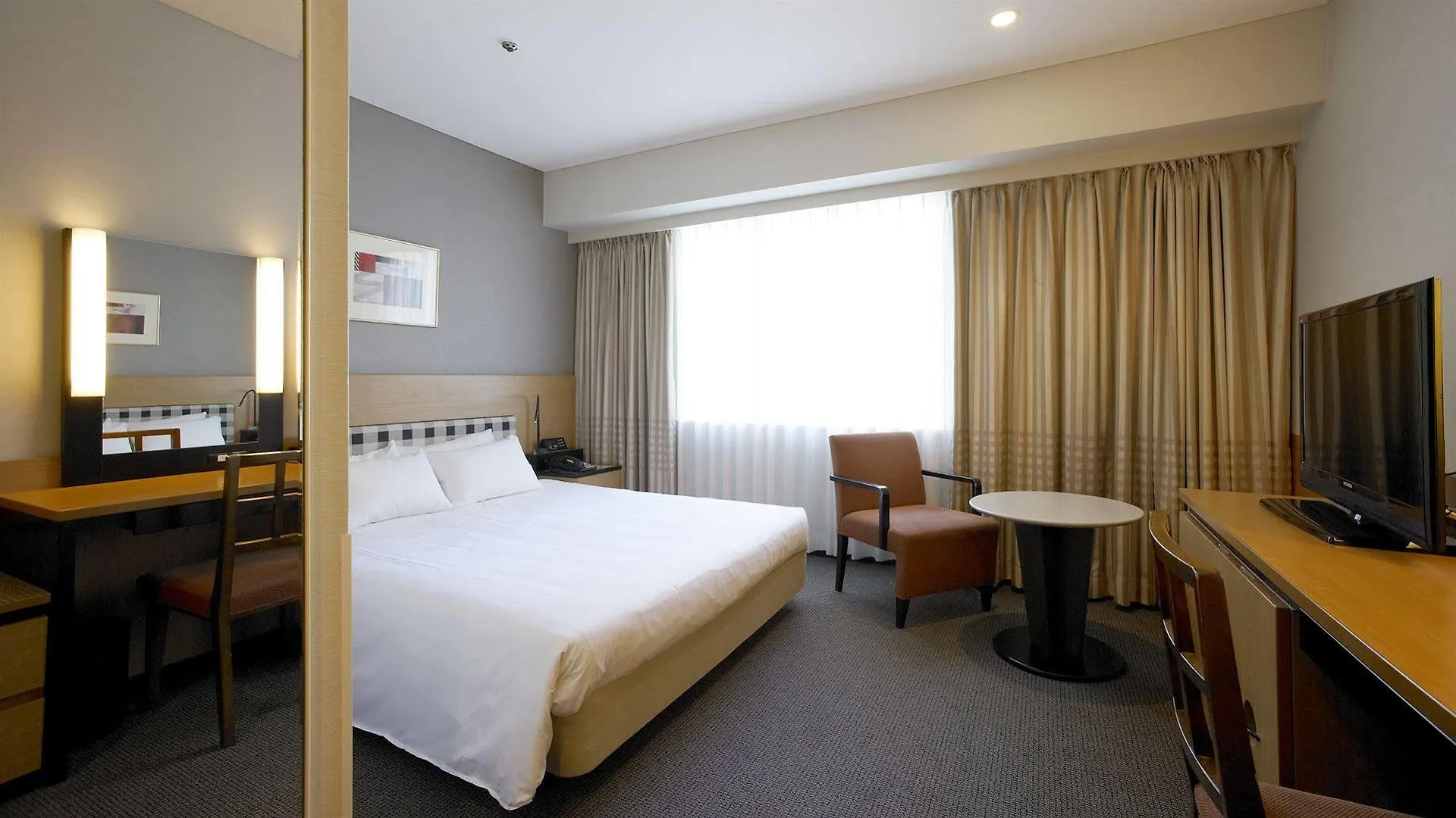 ****  Kyoto Royal Hotel & Spa Japan